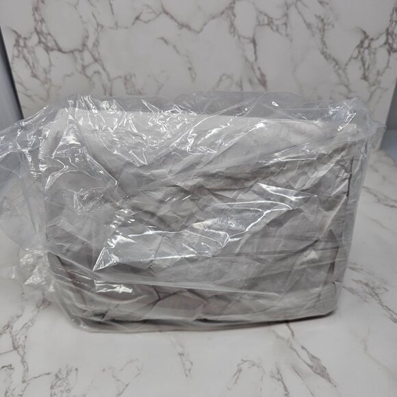 NWT Disney Loungefly Star Wars Jango Fett Cross Body Bag - Picture 2 of 3